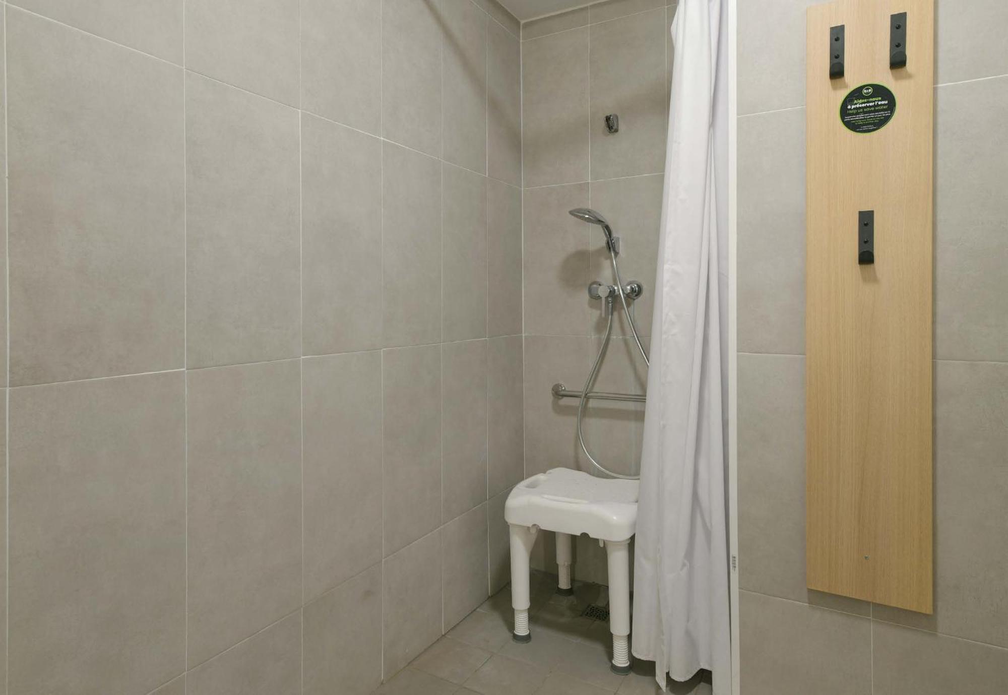 Hotel Le Mans Nord 2 2*